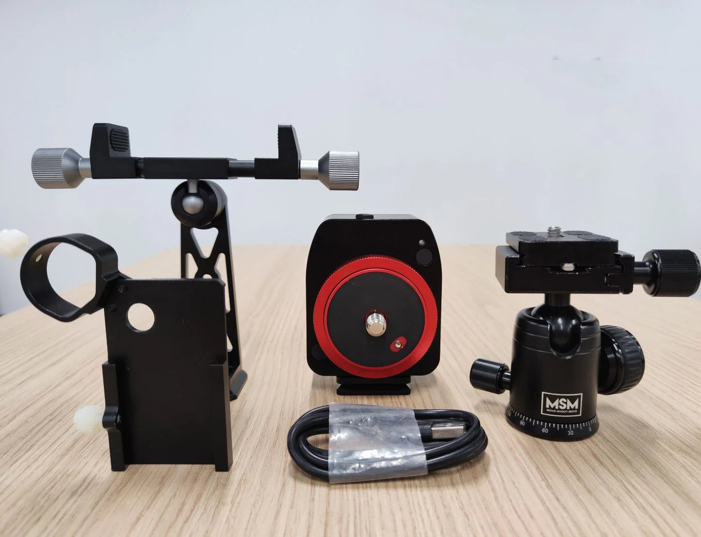 MSM NOMAD star tracker for Novice and Experienced Astrophotographers